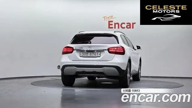 MERCEDES BENZ GLA-Classe X156 GLA220 2019 — photo 3 sur 20