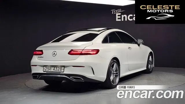 MERCEDES BENZ E-Classe W213 E220d Coupé 2019 — photo 2 sur 20