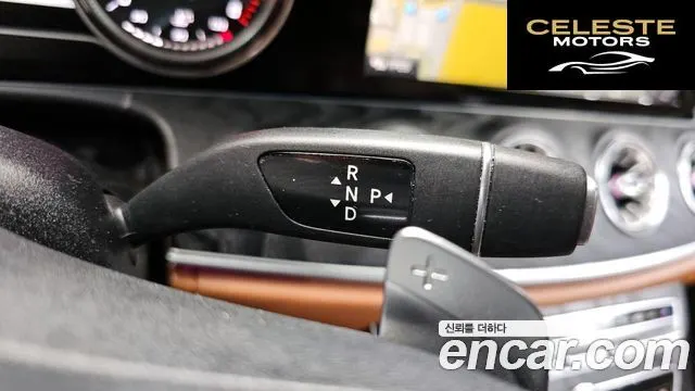 MERCEDES BENZ E-Classe W213 E220d Coupé 2019 — photo 9 sur 20