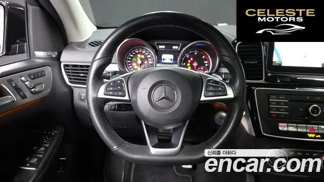 MERCEDES BENZ GLE-Classe W166 GLE350 d 4MATIC Coupé 2017 — photo 13 sur 26