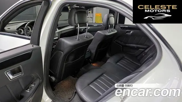MERCEDES BENZ E-Classe W212 E220 Avantgarde Sport 2016 — photo 11 sur 20