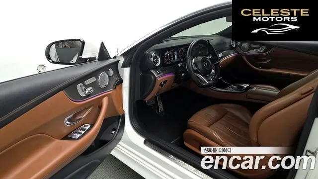 MERCEDES BENZ E-Classe W213 E400 4MATIC Coupé 2017 — photo 10 sur 26
