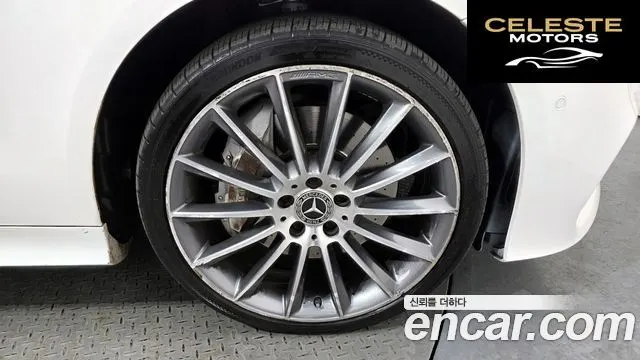 MERCEDES BENZ E-Classe W213 E400 4MATIC Coupé 2017 — photo 5 sur 26