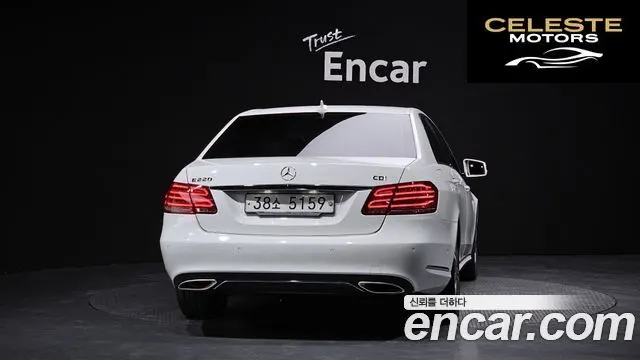 MERCEDES BENZ E-Classe W212 E220 CDI Avantgarde 2014 — photo 4 sur 20