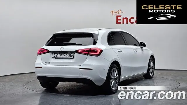 MERCEDES BENZ A-Classe W177 A220 Hatchback 2019 — photo 2 sur 20