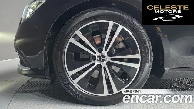 MERCEDES BENZ E-Classe W213 E250 Avantgarde 2021 — photo 5 sur 20