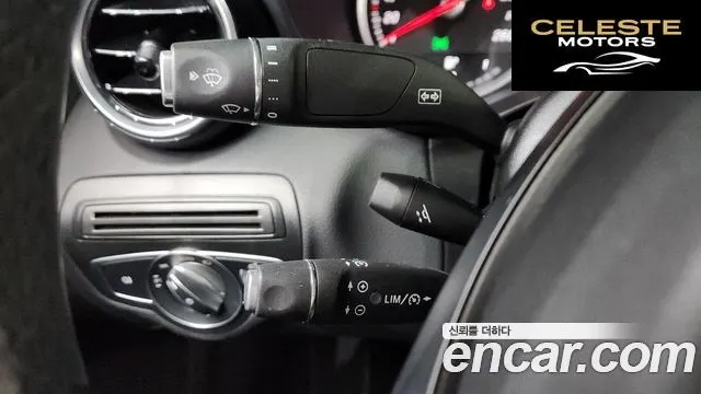 MERCEDES BENZ C-Classe W205 C200 2018 — photo 14 sur 20