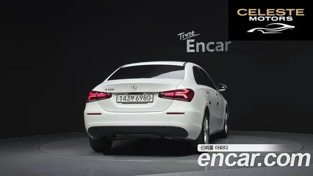 MERCEDES BENZ A-Classe W177 A220 Berline 2020 — photo 4 sur 26