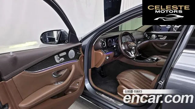 MERCEDES BENZ E-Classe W213 E400 4MATIC Exclusive 2018 — photo 10 sur 20