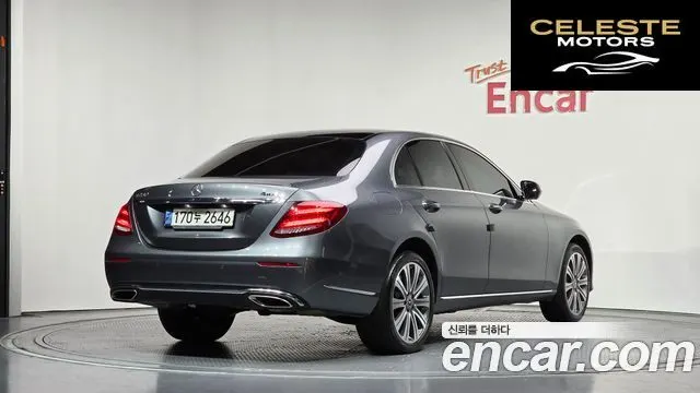MERCEDES BENZ E-Classe W213 E400 4MATIC Exclusive 2018 — photo 2 sur 20