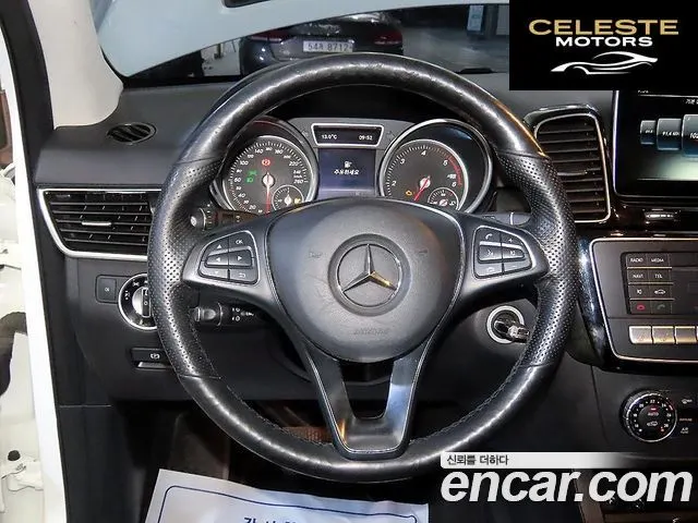 MERCEDES BENZ GLE-Classe W166 GLE350 d 4MATIC 2016 — photo 8 sur 26