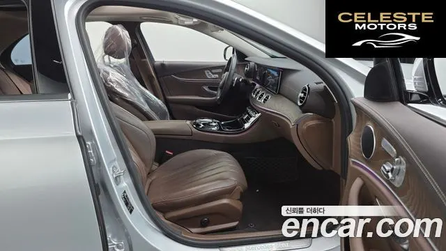 MERCEDES BENZ E-Classe W213 E300 4MATIC Exclusive 2017 — photo 10 sur 20