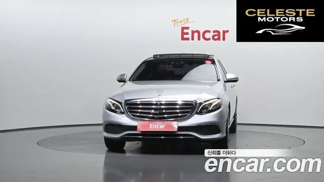 MERCEDES BENZ E-Classe W213 E300 4MATIC Exclusive 2017 — photo 3 sur 20