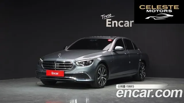MERCEDES BENZ E-Classe W213 E300e 4MATIC Exclusive 2021 — photo 1 sur 20