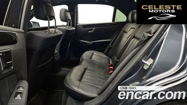 MERCEDES BENZ E-Classe W212 E220 Avantgarde 2016 — photo 12 sur 26