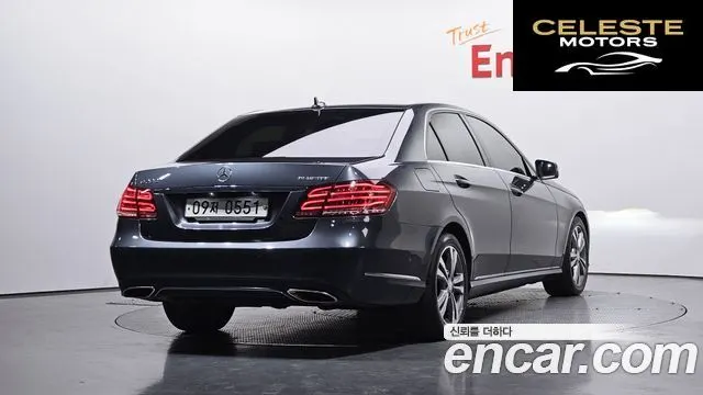 MERCEDES BENZ E-Classe W212 E220 Avantgarde 2016 — photo 2 sur 26