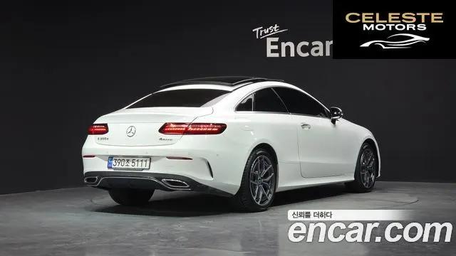 MERCEDES BENZ E-Classe W213 E300d 4MATIC Coupé 2022 — photo 2 sur 20