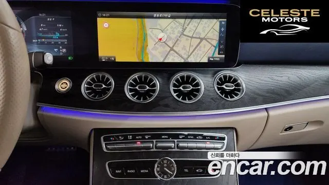 MERCEDES BENZ E-Classe W213 E220d Coupé 2017 — photo 14 sur 20