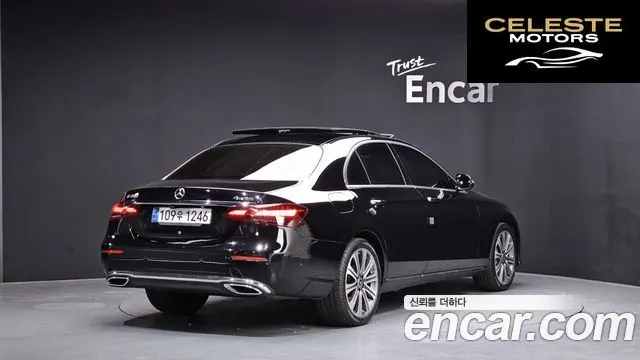 MERCEDES BENZ E-Classe W213 E450 4MATIC Exclusive 2021 — photo 2 sur 20