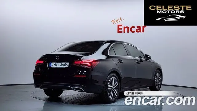MERCEDES BENZ A-Classe W177 A220 Berline 2022 — photo 2 sur 20