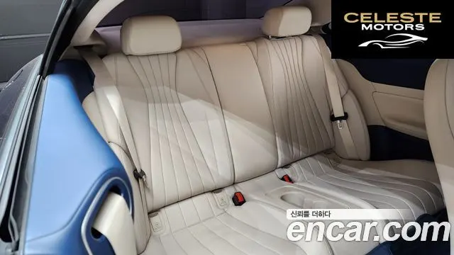 MERCEDES BENZ E-Classe W213 E220d Coupé 2017 — photo 12 sur 20