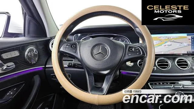 MERCEDES BENZ E-Classe W213 E220d Avantgarde 2017 — photo 13 sur 26