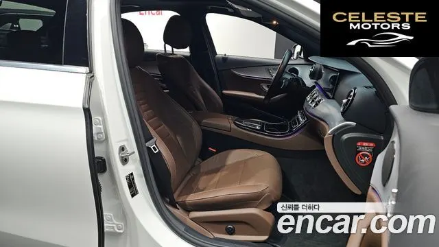 MERCEDES BENZ E-Classe W213 E250 Avantgarde 2021 — photo 10 sur 20