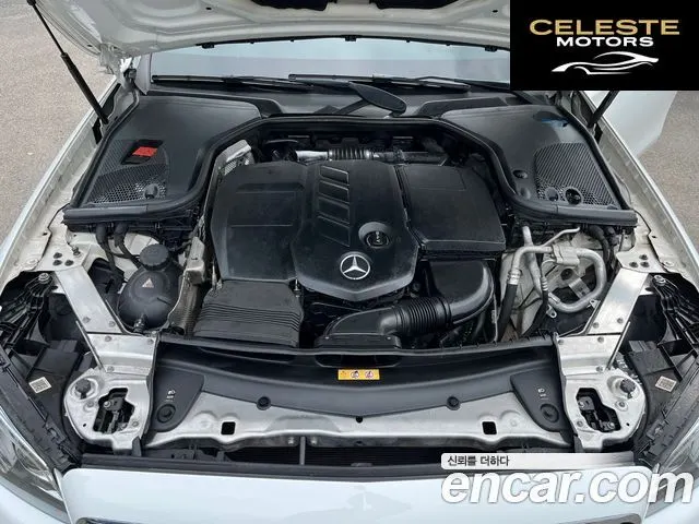 MERCEDES BENZ E-Classe W213 E220d Avantgarde 2017 — photo 24 sur 26