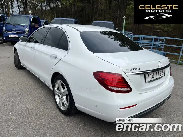 MERCEDES BENZ E-Classe W213 E220d Avantgarde 2017 — photo 5 sur 26