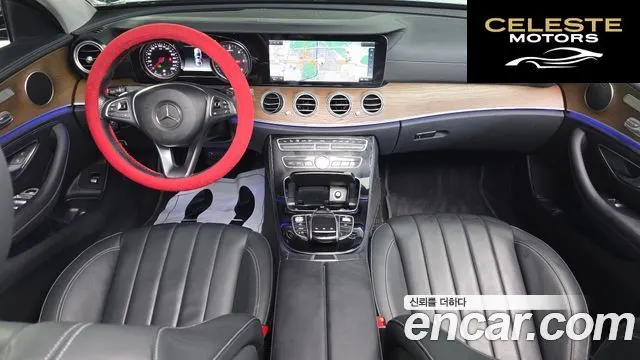 MERCEDES BENZ E-Classe W213 E220d Exclusive 2017 — photo 7 sur 20