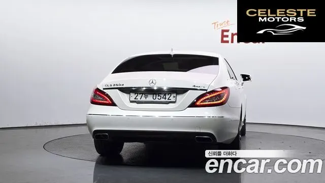 MERCEDES BENZ CLS-Classe W218 CLS250 d 4MATIC 2016 — photo 4 sur 20