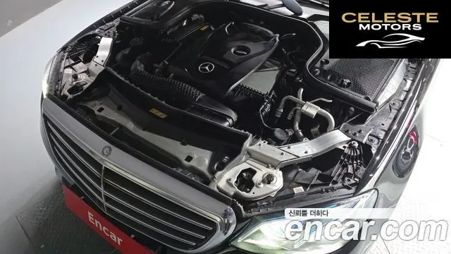 MERCEDES BENZ E-Classe W213 E300 4MATIC Exclusive 2017 — photo 6 sur 20