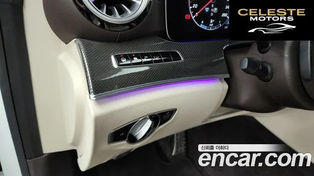 MERCEDES BENZ E-Classe W213 E450 4MATIC Coupé 2020 — photo 16 sur 20