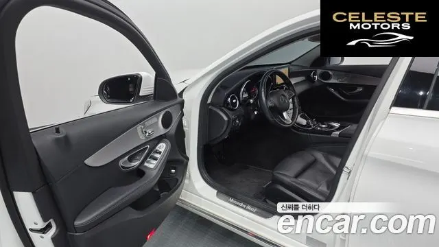 MERCEDES BENZ C-Classe W205 C200 Avantgarde 2017 — photo 11 sur 20