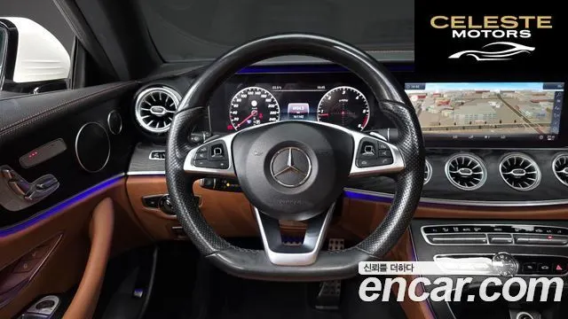 MERCEDES BENZ E-Classe W213 E220d Coupé 2018 — photo 12 sur 26