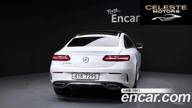 MERCEDES BENZ E-Classe W213 E220d Coupé 2018 — photo 4 sur 26