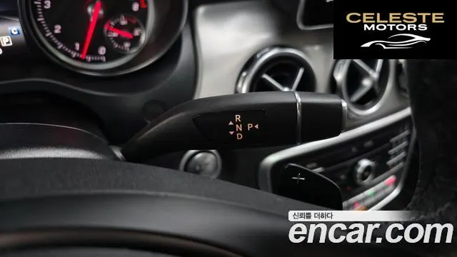 MERCEDES BENZ GLA-Classe X156 GLA220 Premium 2019 — photo 9 sur 26