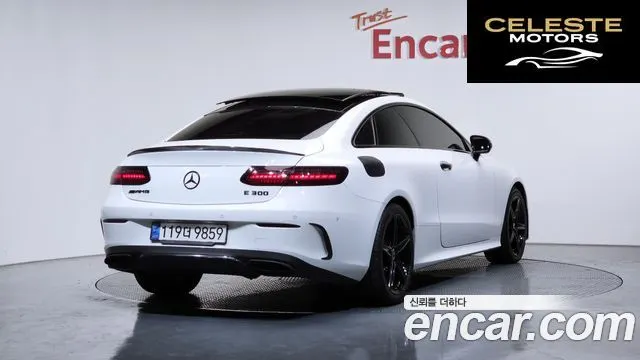 MERCEDES BENZ E-Classe W213 E300d 4MATIC Coupé 2022 — photo 2 sur 20