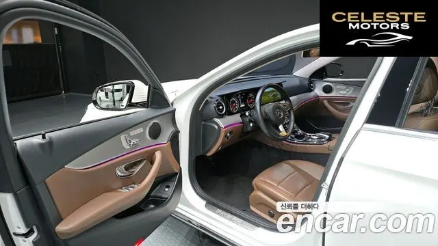 MERCEDES BENZ E-Classe W213 E200 Avantgarde 2018 — photo 10 sur 20