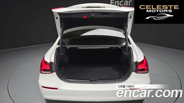 MERCEDES BENZ A-Classe W177 A220 Berline 2021 — photo 20 sur 20
