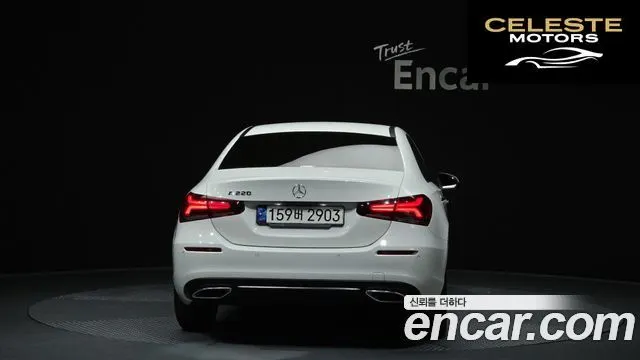 MERCEDES BENZ A-Classe W177 A220 Berline 2021 — photo 4 sur 20