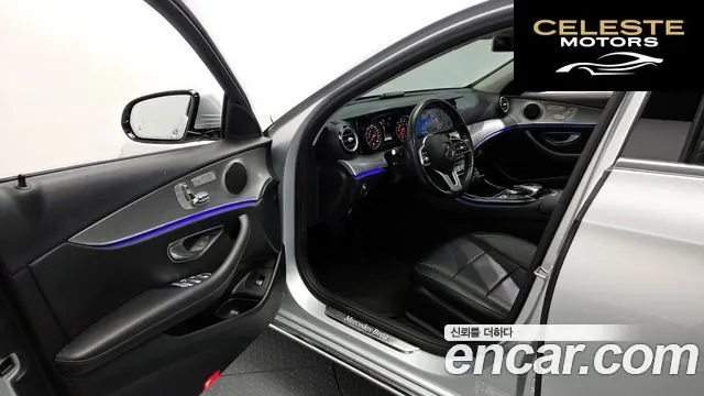 MERCEDES BENZ E-Classe W213 E300 Avantgarde 2019 — photo 11 sur 20