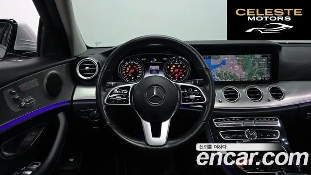 MERCEDES BENZ E-Classe W213 E300 Avantgarde 2019 — photo 13 sur 20