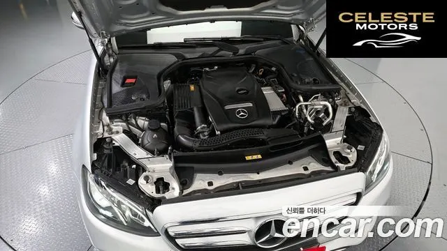 MERCEDES BENZ E-Classe W213 E300 Avantgarde 2019 — photo 6 sur 20