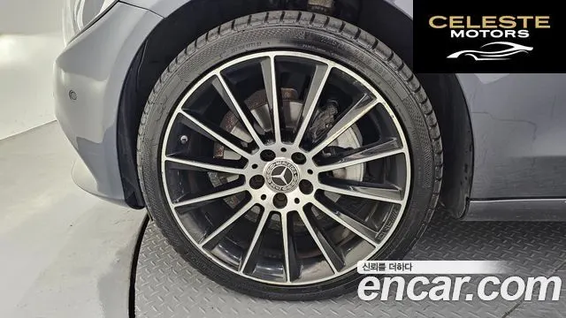 MERCEDES BENZ C-Classe W205 C200 2016 — photo 5 sur 20