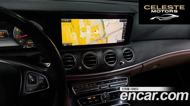 MERCEDES BENZ E-Classe W213 E300 4MATIC Avantgarde 2017 — photo 14 sur 20