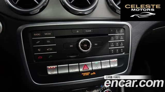 MERCEDES BENZ GLA-Classe X156 GLA220 Premium 2019 — photo 15 sur 26
