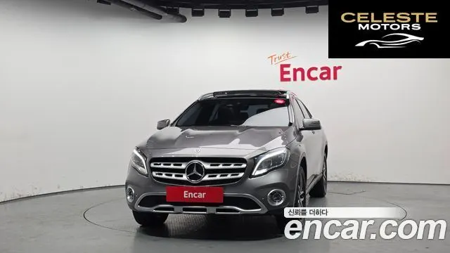 MERCEDES BENZ GLA-Classe X156 GLA220 Premium 2019 — photo 3 sur 26