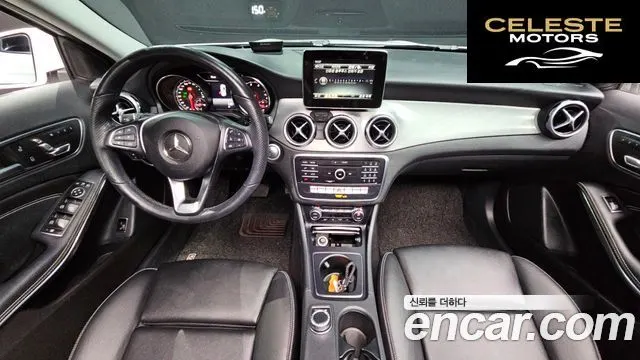 MERCEDES BENZ GLA-Classe X156 GLA220 Premium 2019 — photo 24 sur 26