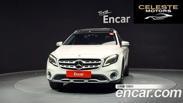 MERCEDES BENZ GLA-Classe X156 GLA220 Premium 2019 — photo 3 sur 26